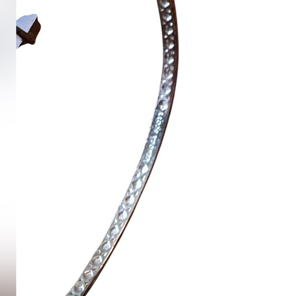 Kendra Scott Gold Cuff with Iridescent Accents - Picture 5 of 6